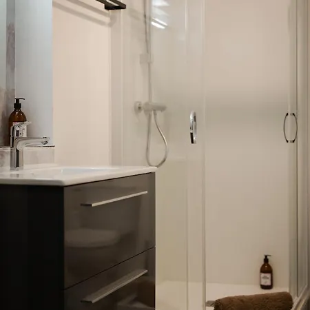 شقة Bel 2-4 Personnes Coeur De أنجير